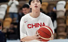 中国男篮决战乌拉圭，首发五人大调整，郭士强派秘密武器