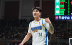 赵睿新赛季重披10号球衣，成北京男篮队史第12位10号球员